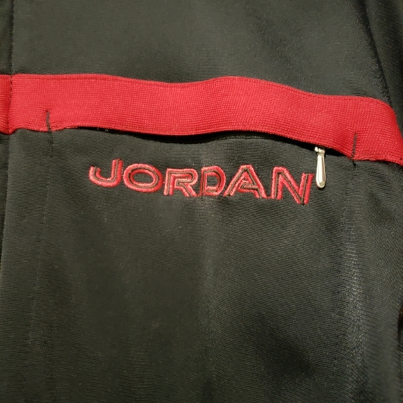 Air Jordan Jacket Mens XL Black Red - Picture 5 of 6